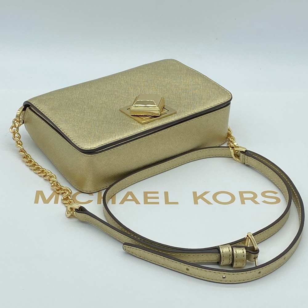 MICHAEL KORS LUNA SMALL CLUTCH XBODY PALE GOLD - Picture 12 of 14